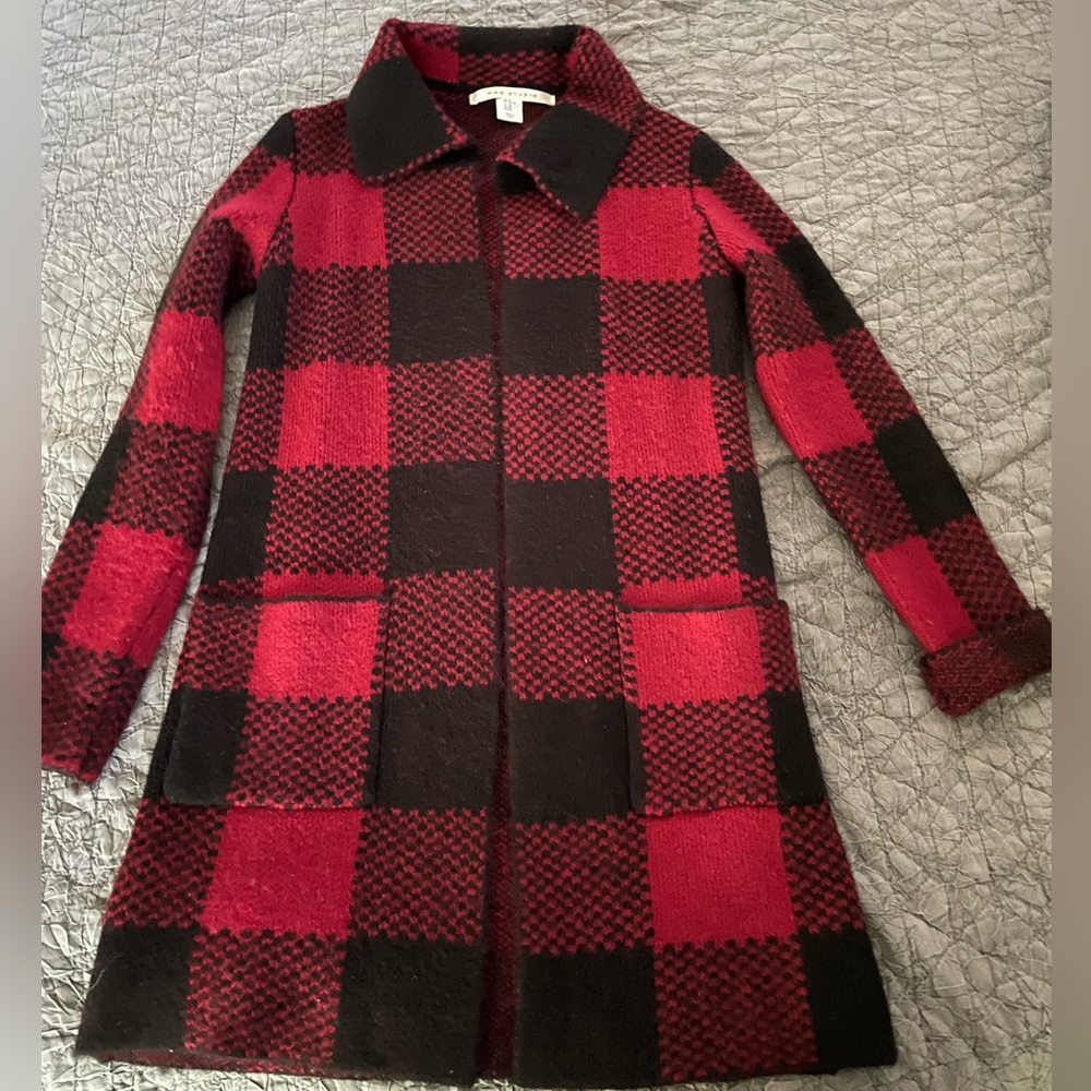 Wool and acrylic Max Studio long  sweater coat. XS.Beautiful excellent condition